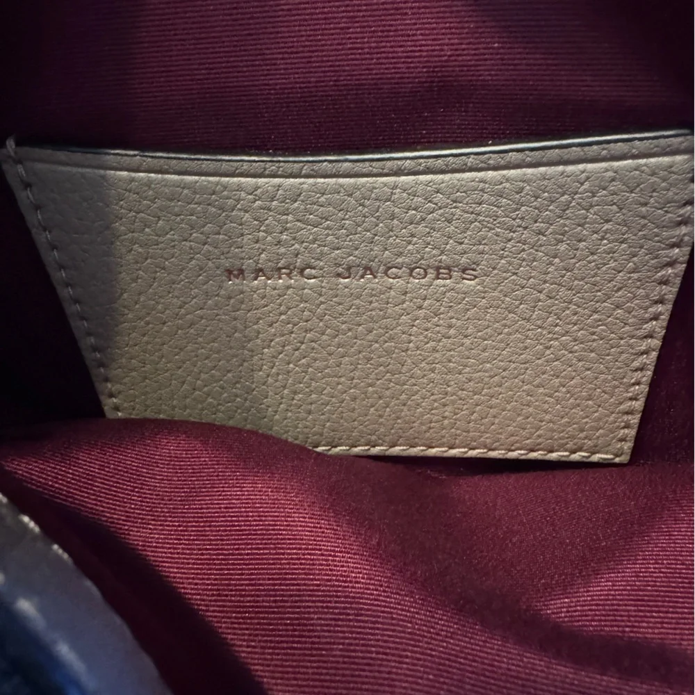 Marc Jacobs Crossbody Bag - Picture 12 of 16